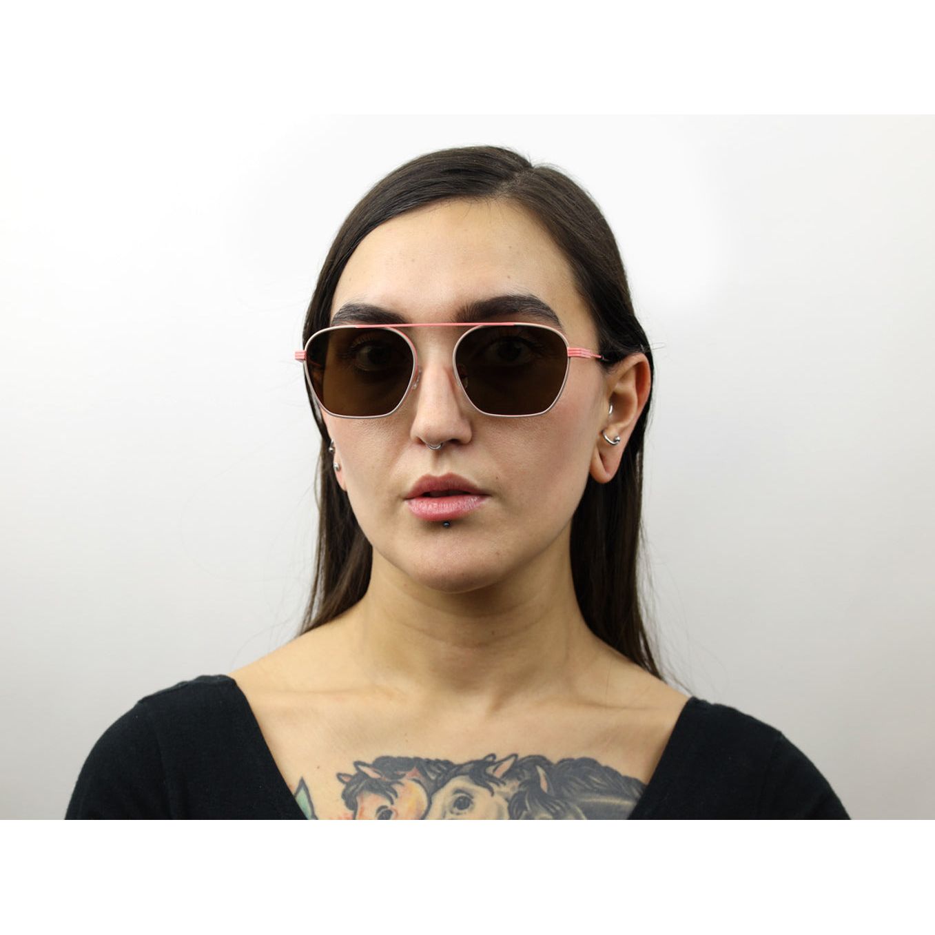 1162114-sunglasses-angle-view.jpg